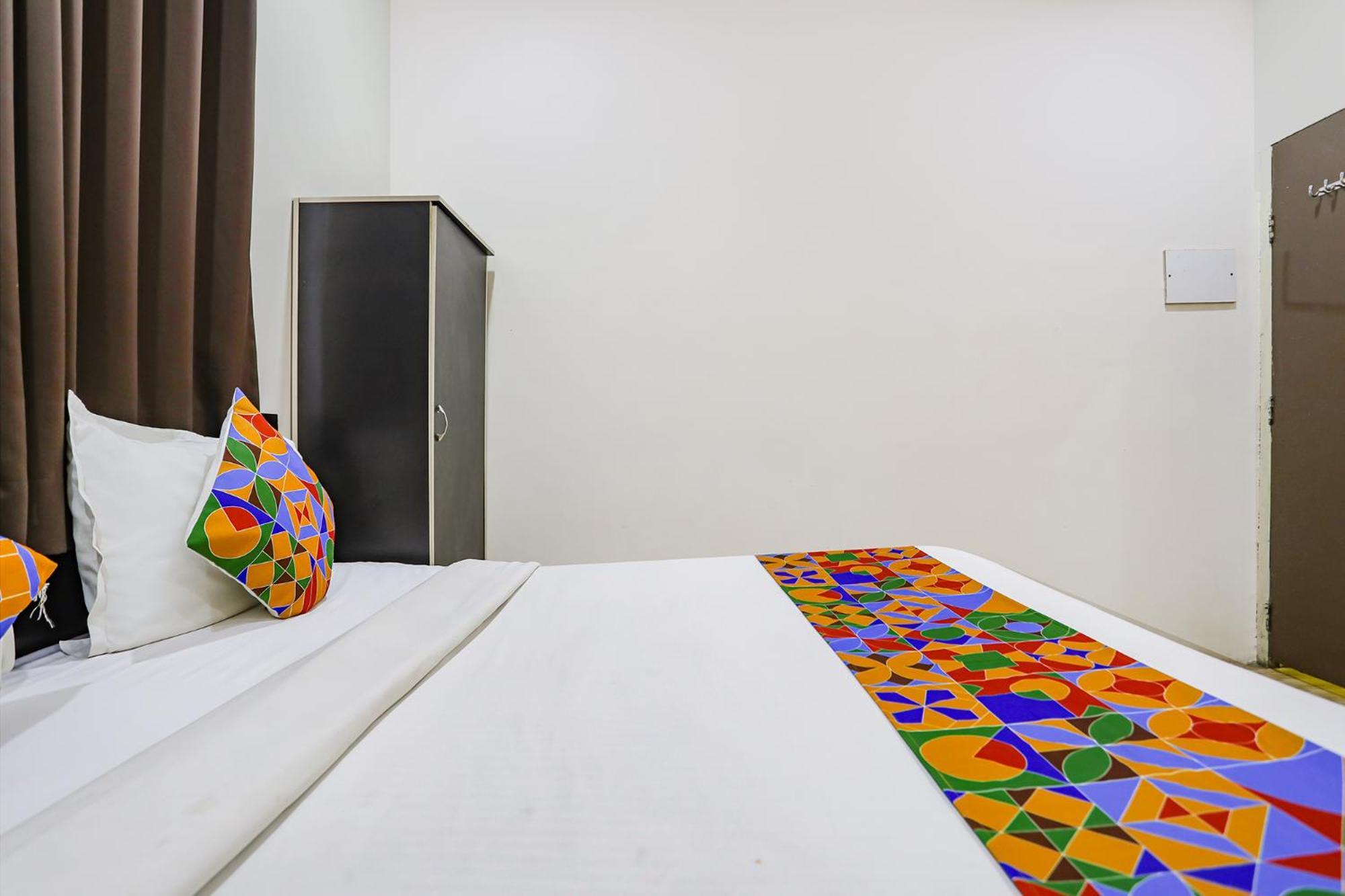 Fabhotel New Shraddha Inn - Nr Airport Colony ناغبور المظهر الخارجي الصورة