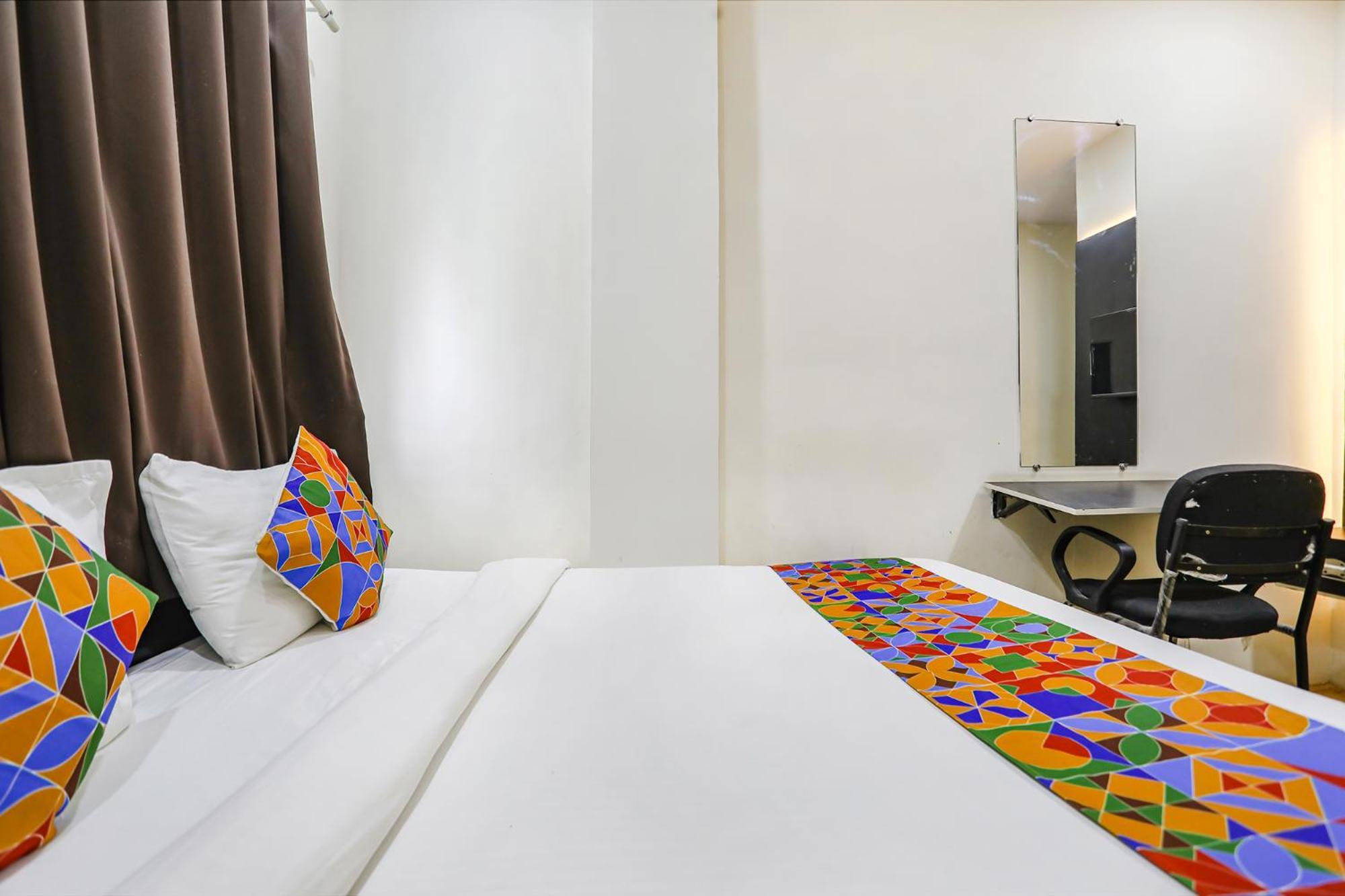 Fabhotel New Shraddha Inn - Nr Airport Colony ناغبور المظهر الخارجي الصورة
